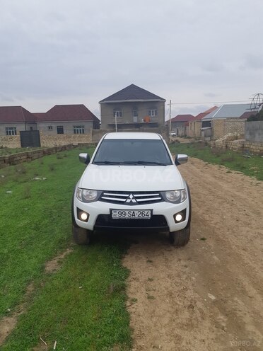 Mitsubishi L200 2012, 170,124 km - 2.5 l - Bakı