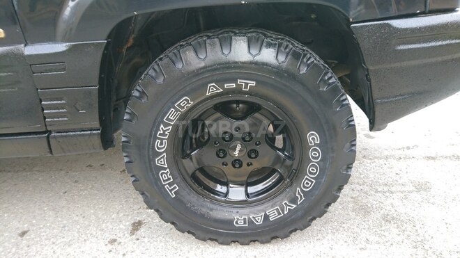 Jeep Grand Cherokee 1996, 277,772 km - 5.2 l - Bakı