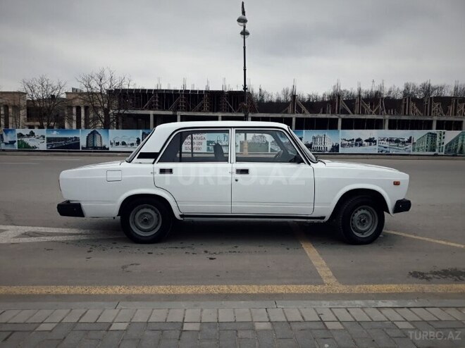 LADA (VAZ) 2107 2007, 260,000 km - 1.6 l - Quba