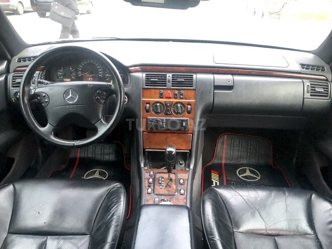 Mercedes E 240 2002, 278,000 km - 2.4 л - Sumqayıt