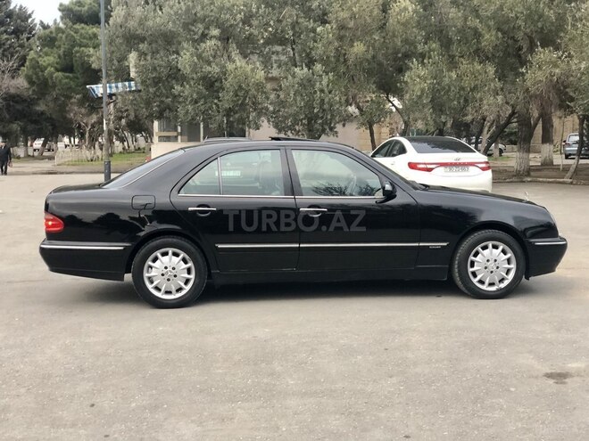 Mercedes E 240 2002, 278,000 km - 2.4 л - Sumqayıt