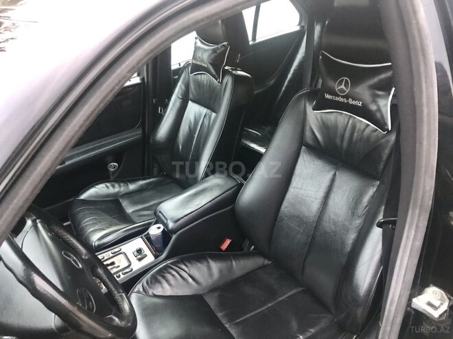 Mercedes E 240 2002, 278,000 km - 2.4 л - Sumqayıt
