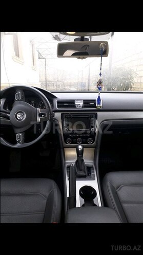 Volkswagen Passat 2014, 69,000 km - 1.8 l - Bakı