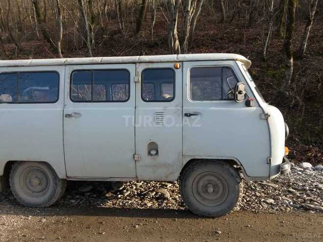 UAZ 452 1998, 110,000 km - 2.3 l - Qusar