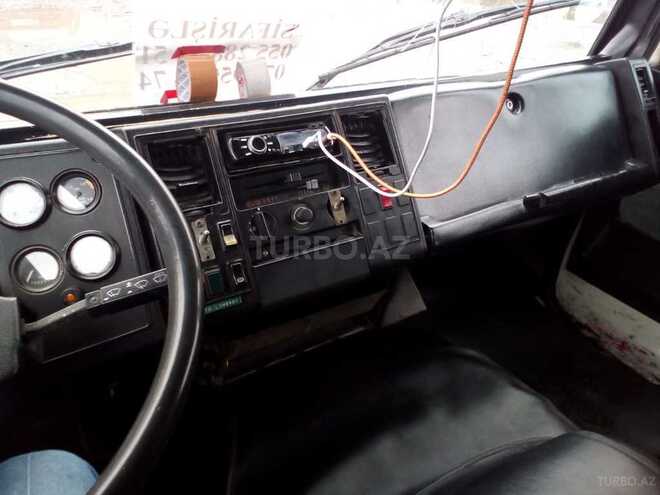 Mercedes  1998, 350,000 km - 6.0 l - Quba