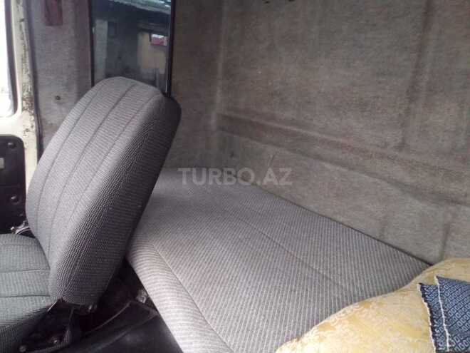 Mercedes  1998, 350,000 km - 6.0 l - Quba