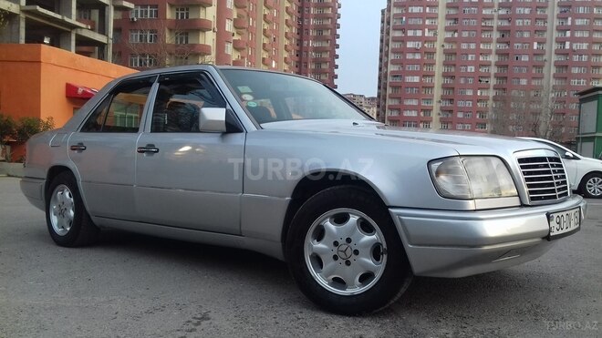 Mercedes E 200 1994, 342,000 km - 2.0 l - Bakı