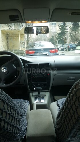 Volkswagen Passat 2001, 291,000 km - 1.8 л - Bakı