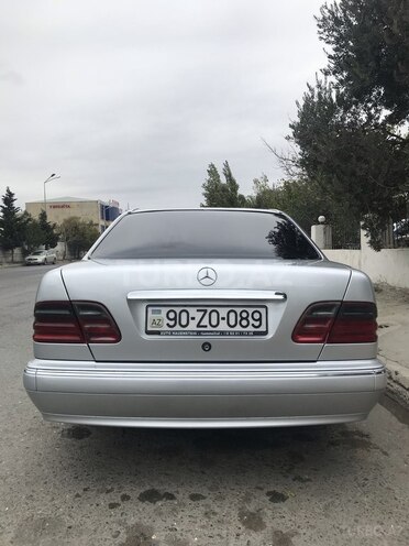 Mercedes E 320 1999, 340,000 km - 3.2 l - Bakı