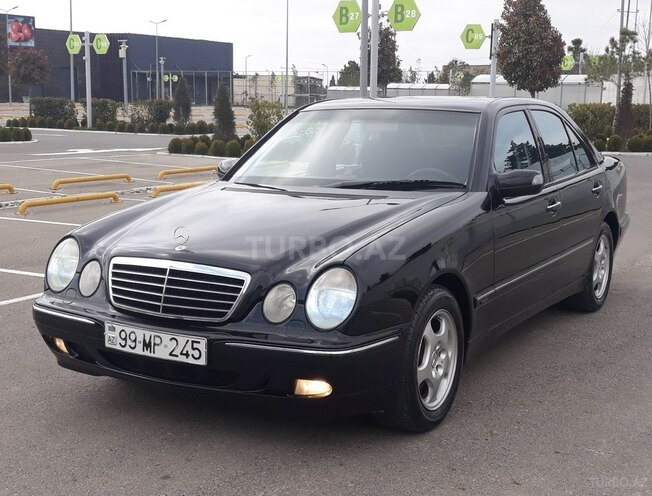 Mercedes E 240 2002, 235,000 km - 2.6 l - Bakı