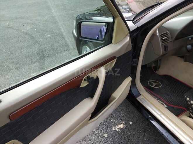 Mercedes C 220 1995, 380,000 km - 2.2 l - Sumqayıt