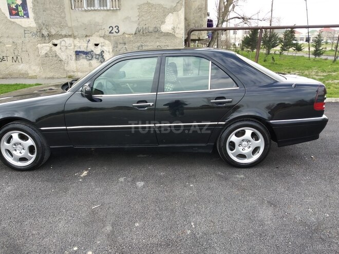 Mercedes C 220 1995, 380,000 km - 2.2 l - Sumqayıt