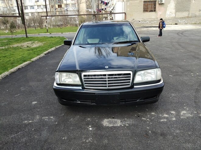 Mercedes C 220 1995, 380,000 km - 2.2 l - Sumqayıt