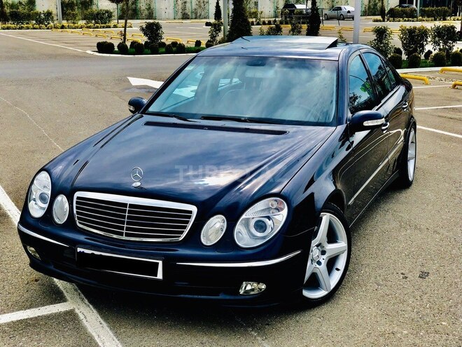 Mercedes E 320 2004, 193,000 km - 3.2 л - Bakı