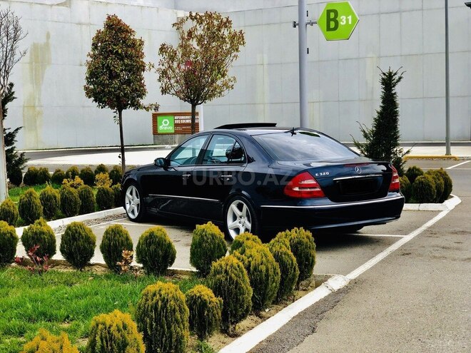 Mercedes E 320 2004, 193,000 km - 3.2 л - Bakı
