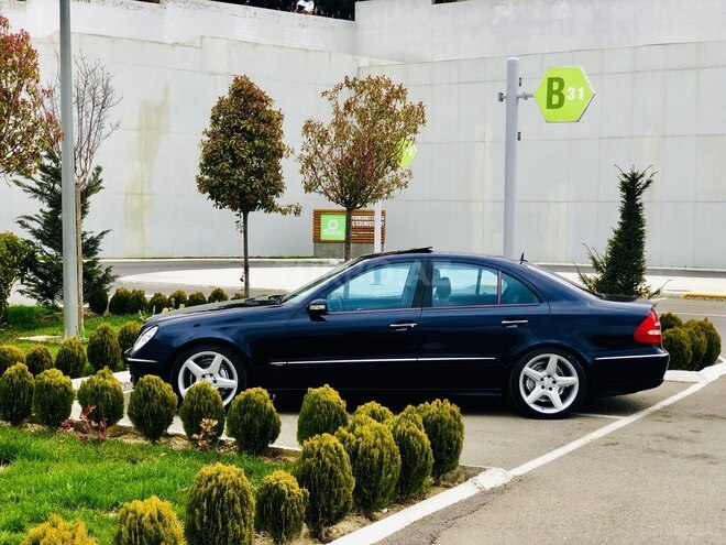 Mercedes E 320 2004, 193,000 km - 3.2 л - Bakı