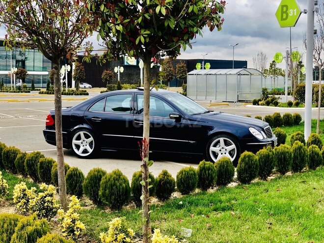 Mercedes E 320 2004, 193,000 km - 3.2 л - Bakı