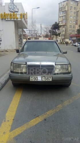 Mercedes E 200 1991, 325,896 km - 2.0 l - Bakı