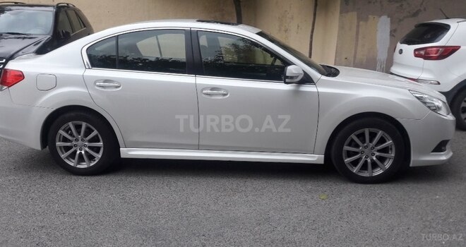 Subaru Legacy 2011, 69,300 km - 2.5 l - Bakı