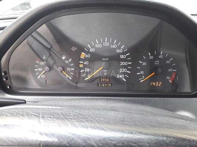 Mercedes C 180 1997, 323,580 km - 1.8 l - Bakı