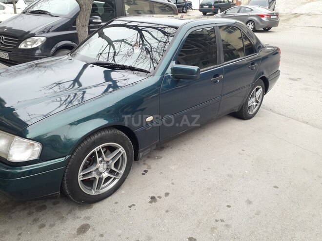 Mercedes C 180 1997, 323,580 km - 1.8 l - Bakı