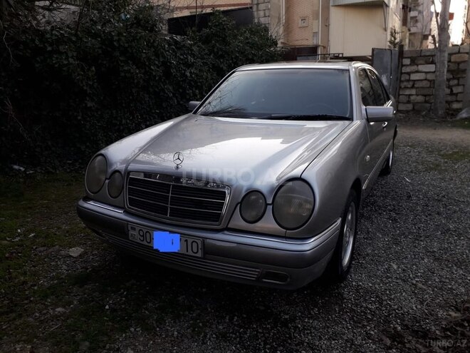 Mercedes E 280 1998, 255,000 km - 2.8 l - Bakı