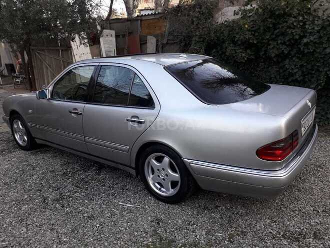 Mercedes E 280 1998, 255,000 km - 2.8 l - Bakı