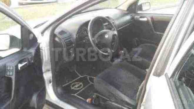 Opel Astra 2000, 185,000 km - 1.8 л - Xaçmaz