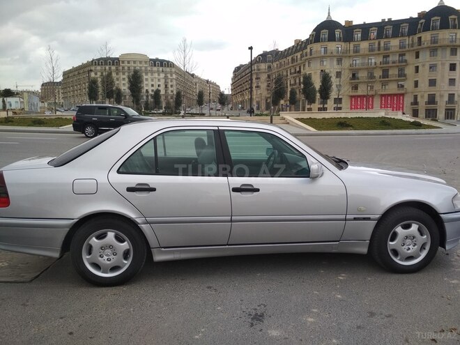 Mercedes C 200 2000, 225,000 km - 2.0 l - Bakı