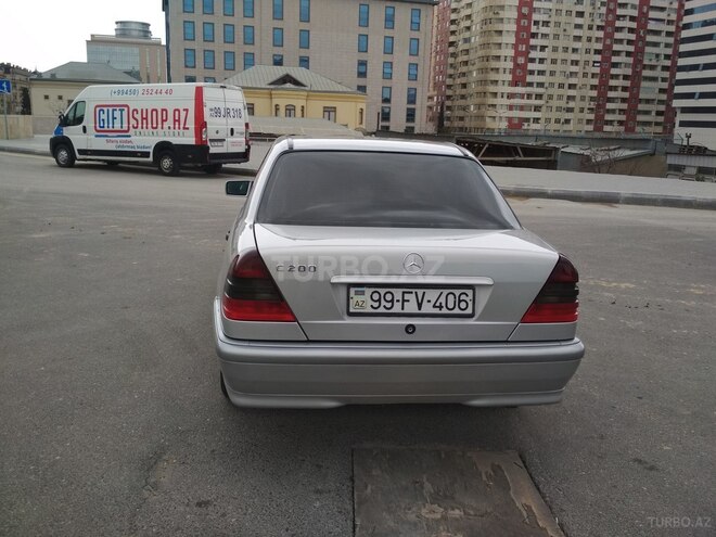 Mercedes C 200 2000, 225,000 km - 2.0 l - Bakı