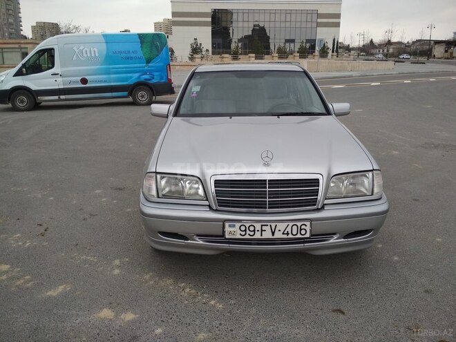 Mercedes C 200 2000, 225,000 km - 2.0 l - Bakı