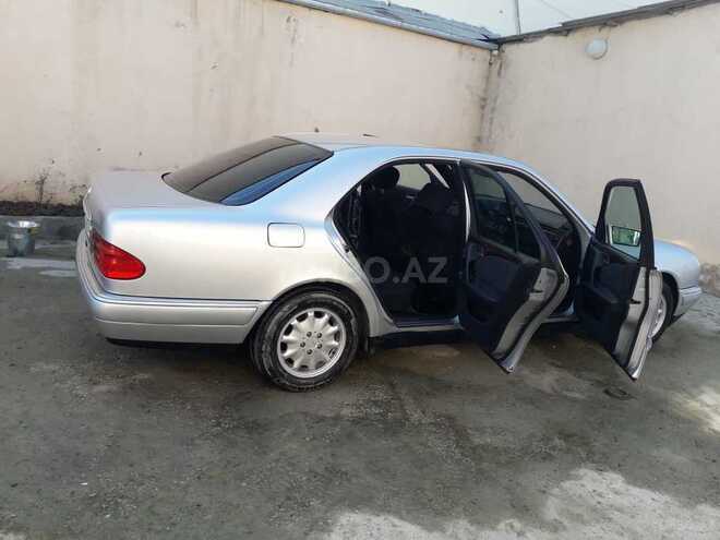 Mercedes E 230 1997, 320,000 km - 2.3 л - Xırdalan