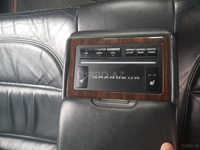 Hyundai Grandeur 2010, 190,000 km - 2.7 л - Bakı
