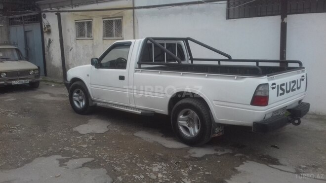Isuzu  2002, 172,839 km - 2.3 l - Bakı