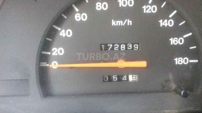 Isuzu  2002, 172,839 km - 2.3 l - Bakı