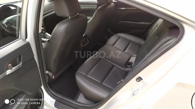 Hyundai Elantra 2018, 8,300 km - 1.6 l - Xırdalan