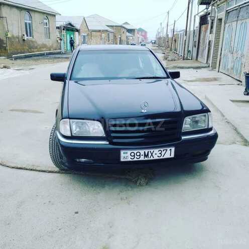 Mercedes C 200 2000, 267,000 km - 2.0 л - Bakı
