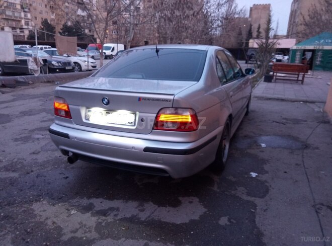 BMW 530 1999, 322,000 km - 3.0 l - Bakı