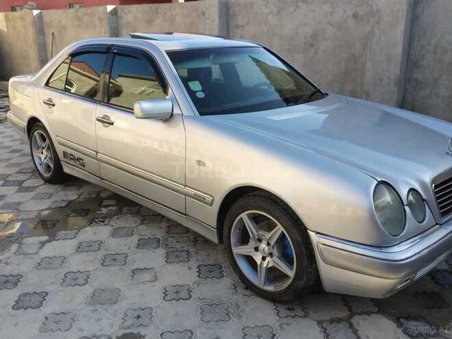 Mercedes E 240 1999, 322,000 km - 2.4 l - Bakı