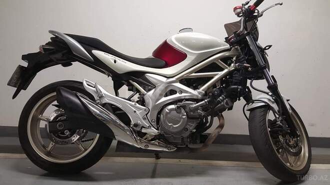 Suzuki  2009, 29,000 km - 0.7 l - Bakı