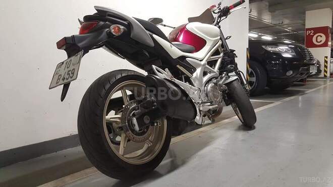 Suzuki  2009, 29,000 km - 0.7 l - Bakı