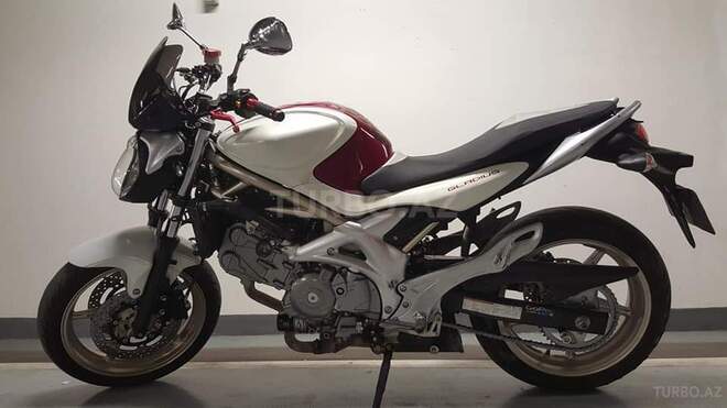 Suzuki  2009, 29,000 km - 0.7 l - Bakı