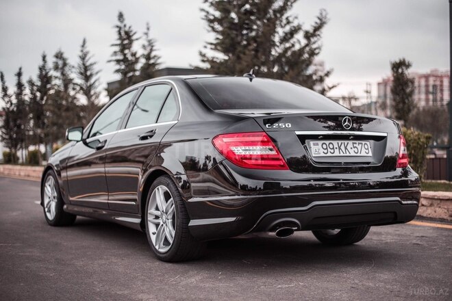 Mercedes C 250 2014, 69,300 km - 1.8 л - Bakı