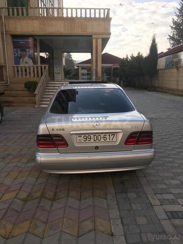 Mercedes E 270 2000, 266,000 km - 2.7 л - Bakı