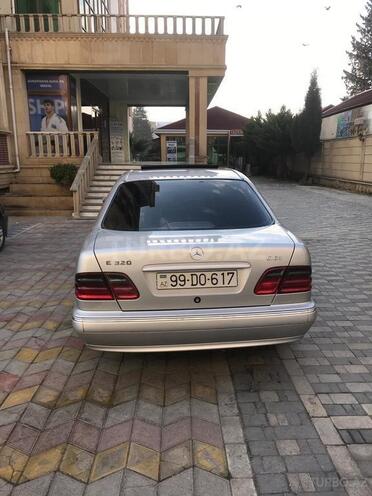 Mercedes E 270 2000, 266,000 km - 2.7 л - Bakı