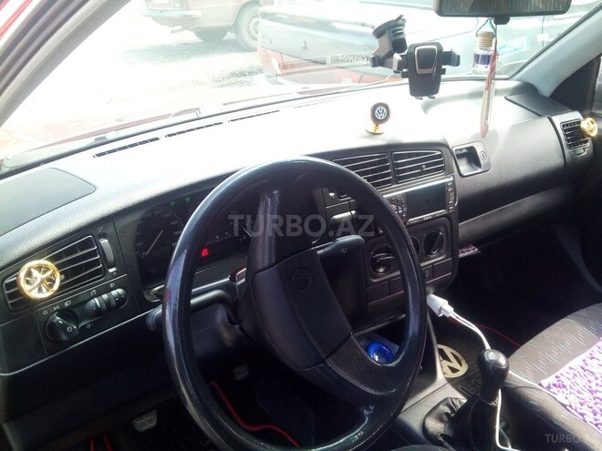 Volkswagen Golf 1992, 208,571 km - 0.2 l - Qusar