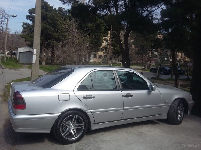 Mercedes C 200 1998, 178,000 km - 2.0 л - Bakı