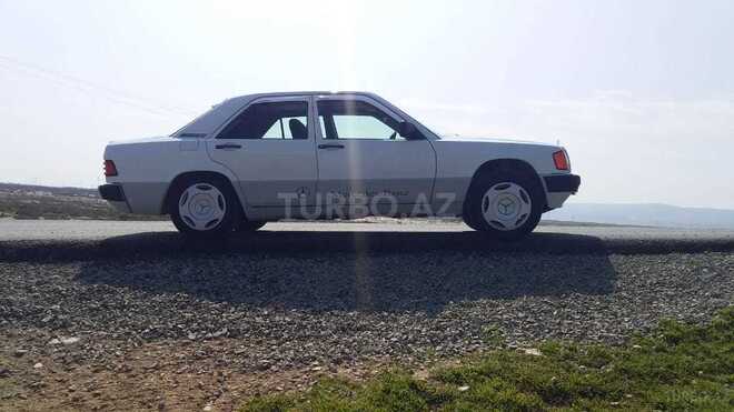 Mercedes 190 1990, 246,700 km - 2.0 л - Sumqayıt