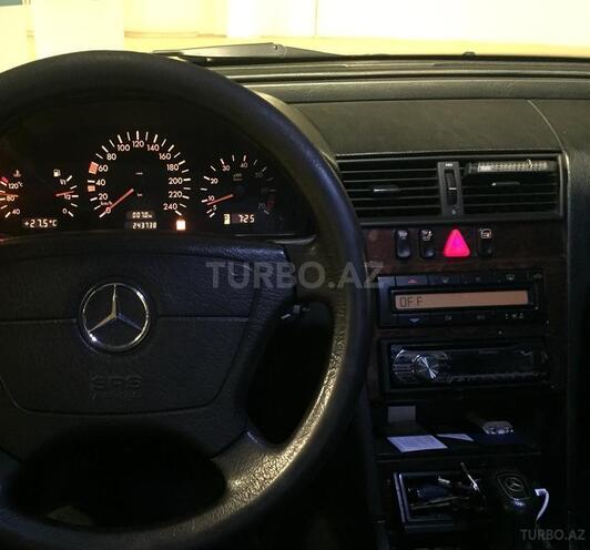 Mercedes C 200 1999, 243,738 km - 2.0 л - Bakı