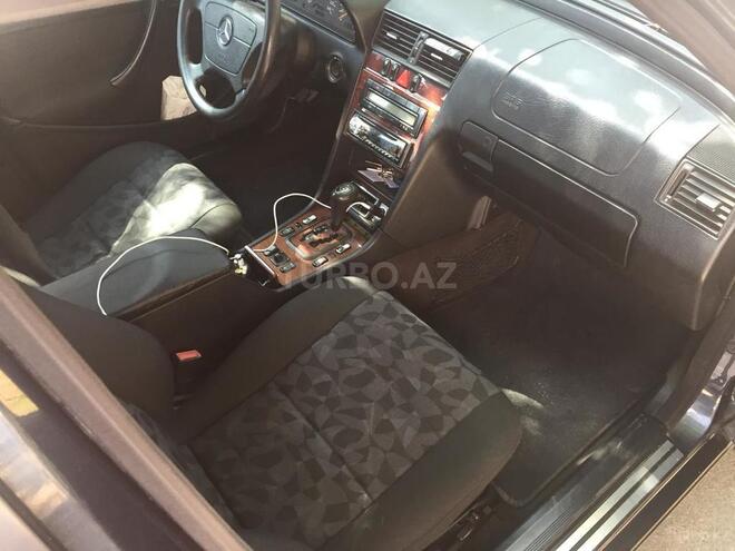 Mercedes C 200 1999, 243,738 km - 2.0 л - Bakı